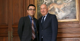 信達(dá)董事長(zhǎng)與馬克里集團(tuán)總裁合影