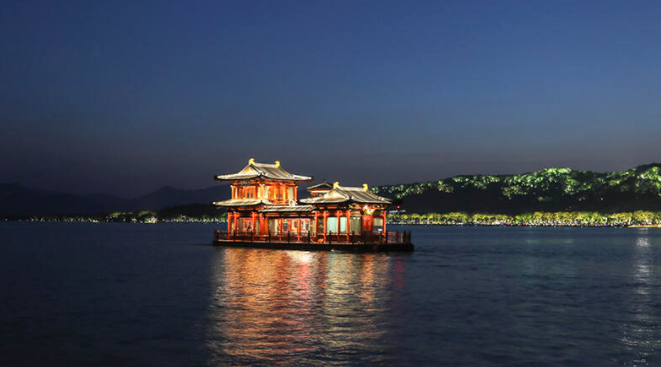 杭州西湖夜游