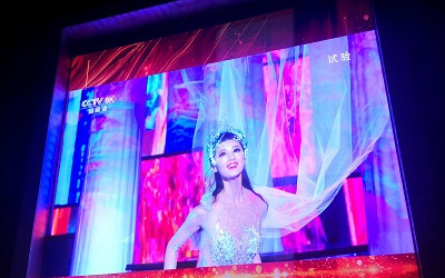 繼上海國際電影節(jié)后，洲明大屏再度驚艷世界